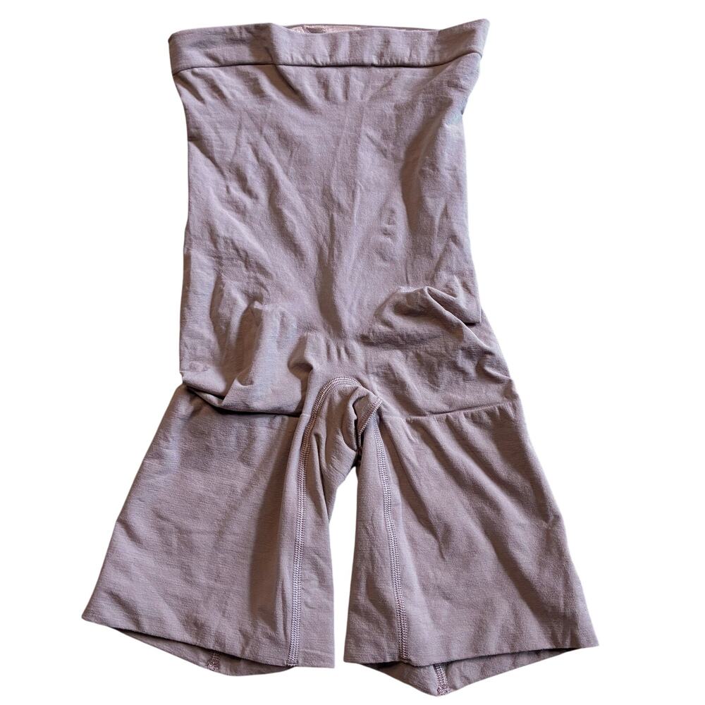 Spanx High Waisted Mid Thigh Short, L